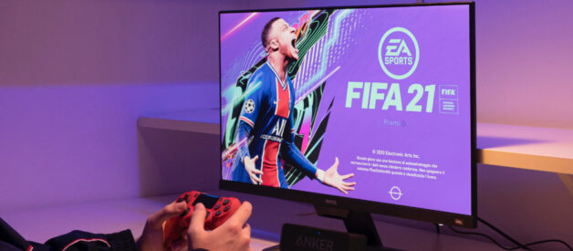 FIFA 21 spielen - Fußball im eSport - am besten mit eigenen eSports-Trikots